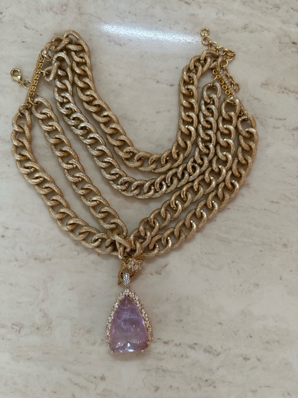 STATEMENT PENDANT CHAIN CHOKER NECKLACE